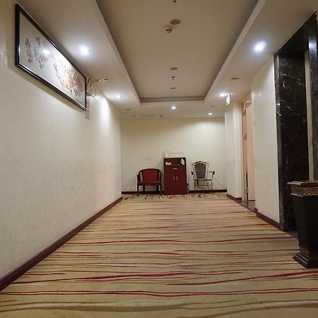 Guangdong Oversea Chinese Hotel Kanton Exteriér fotografie