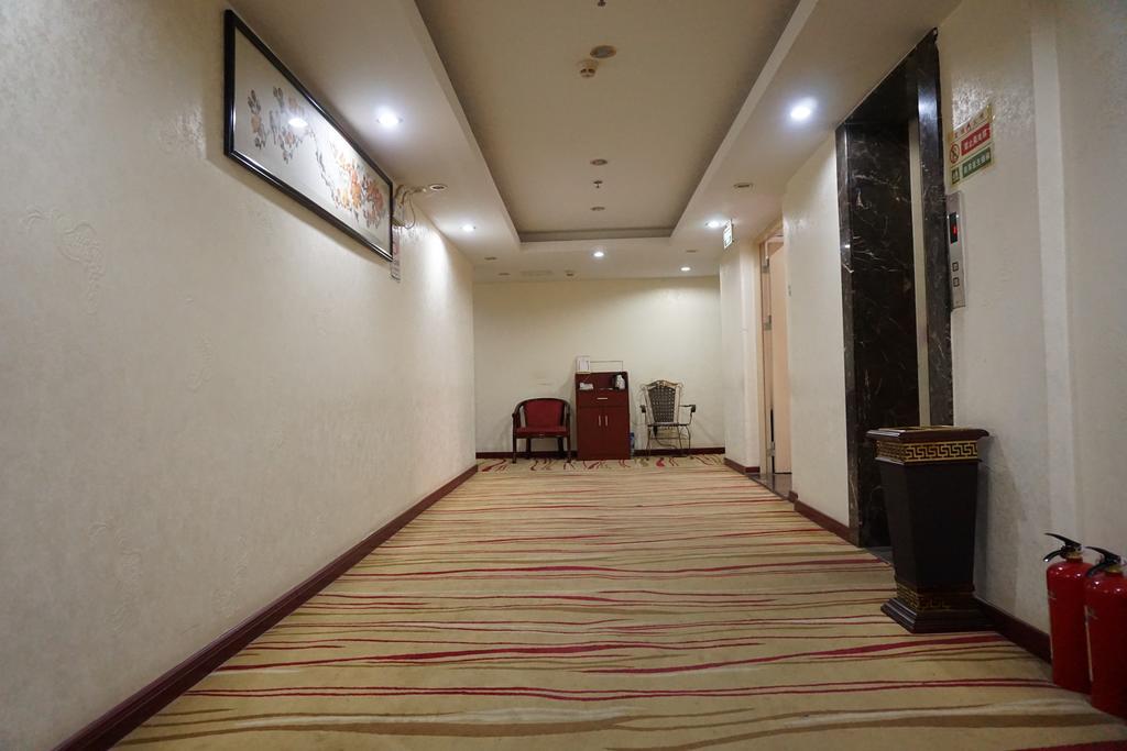 Guangdong Oversea Chinese Hotel Kanton Exteriér fotografie